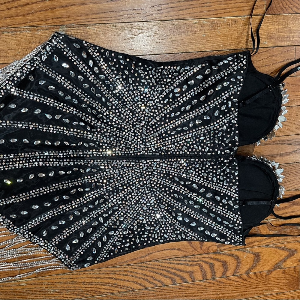 Banjul Black Zippered Pouch - Picture 2 of 15